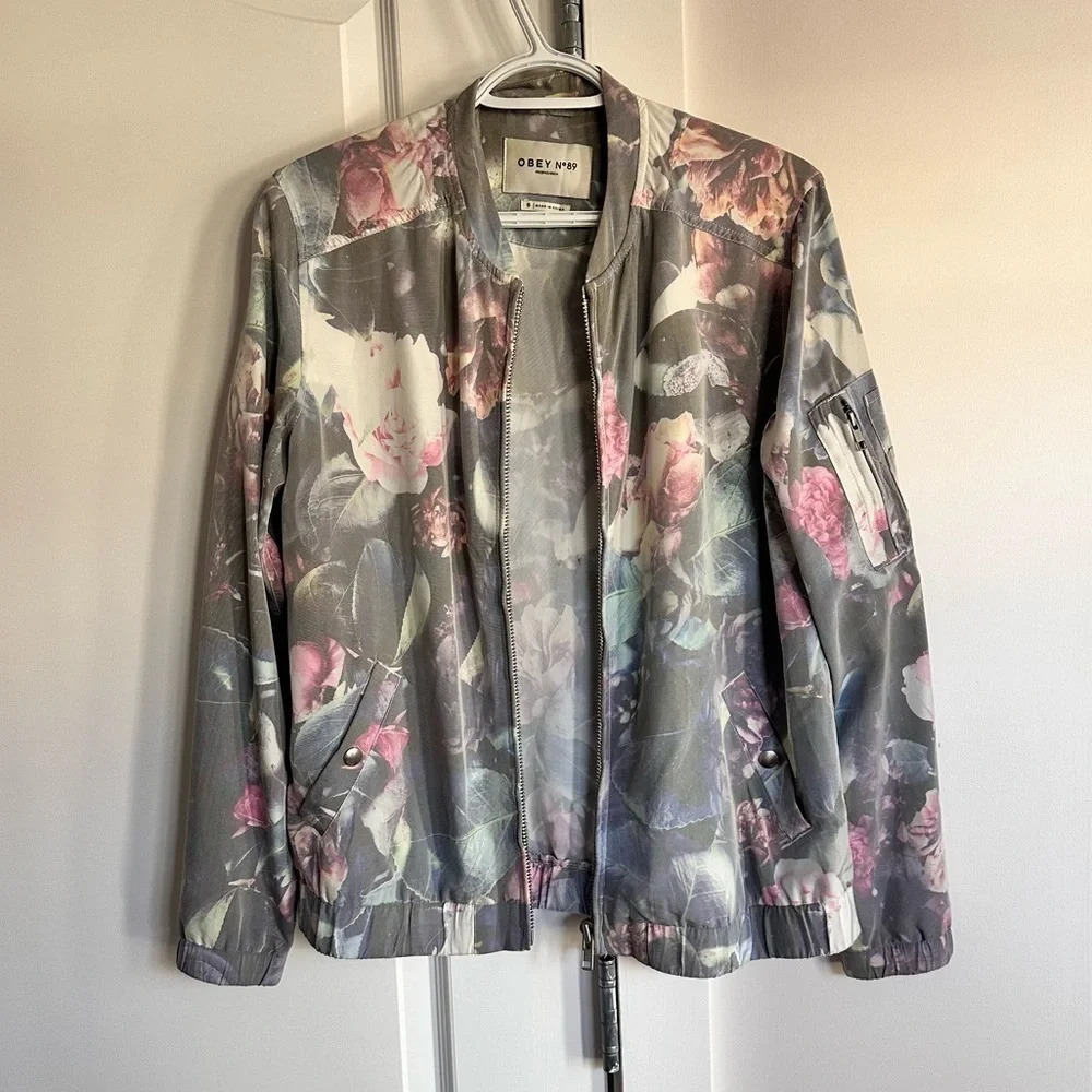 OBEY Maven Floral Bomber Lightweight Jacket - size  S - Picture 7 of 10